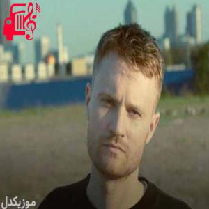 کاور آهنگ hey miss your stupid face از Abe Parker + متن ترانه اثر Abe Parker