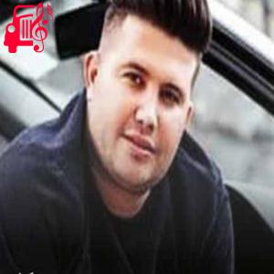 کاور آهنگ دستات تو دست منه ولی هیچ حسی نداری از علی احمدیانی + متن ترانه اثر علی احمدیانی