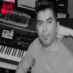 دانلود آهنگ آهنگ چرا لیلی بی وفایی داره از علی رزاقی + متن ترانه
