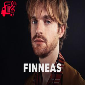 کاور آهنگ Till Forever Falls Apart از Ashe FINNEAS + متن ترانه اثر Ashe FINNEAS