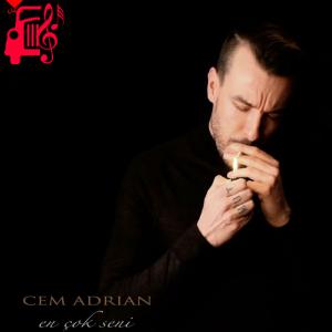 کاور آهنگ En Çok Seni از Cem Adrian + متن ترانه اثر Cem Adrian