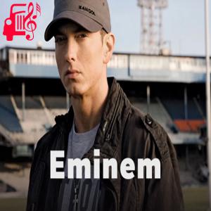 دانلود آهنگ آهنگ She Loves Me از امینم + متن ترانه