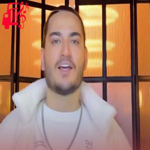 دانلود آهنگ آهنگ فرق داری تو عشق ابد و یه روز منی از نیواد