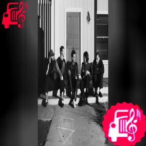 کاور آهنگ منیاک Maniac از گروه د نیبرهود The Neighbourhood اثر گروه د نیبرهود The Neighbourhood